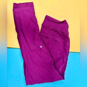 Lululemon Women’s Dance Studio Mid-Rise 3/4 Length Pants Size 6